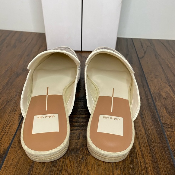 Dolce Vita Halee Flat Mule Stone Snake Print 6.5 - Picture 3 of 6